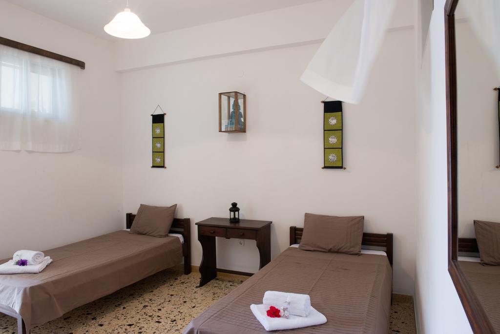Aumkara Apartamento Skála Eresoú Quarto foto