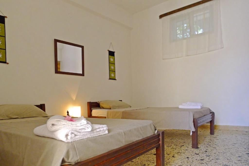 Aumkara Apartamento Skála Eresoú Quarto foto